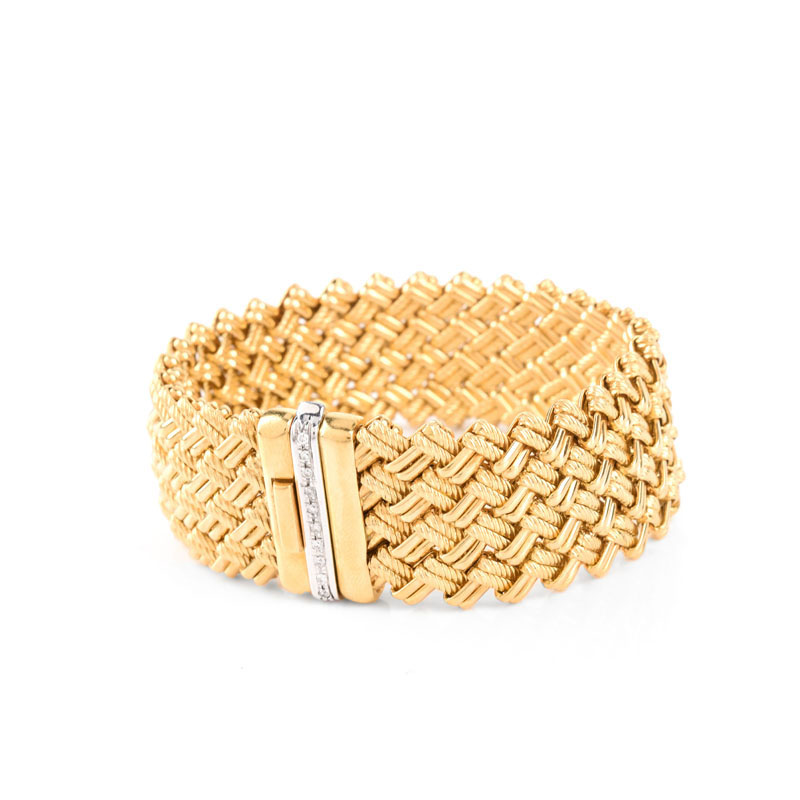 Italian 18 Karat Yellow Gold and Diamond Mesh Link Bracelet. Stamped 18K Italy. Very good condition.