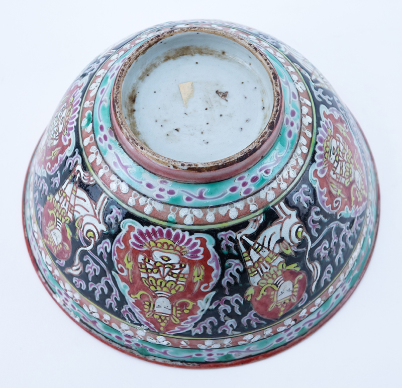 Antique Chinese Export Bencharong Porcelain Bowl For The Thai Market. Decorated with Thai shapes and decorations.
