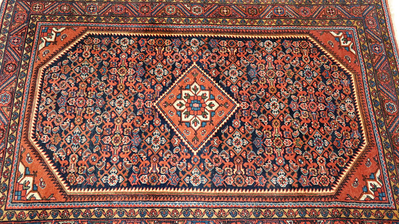 Semi Antique Persian Kashan Oriental Rug. Loss to fringes, some wear to edges, dirty. Measures 81-1/2" H x 57" W.