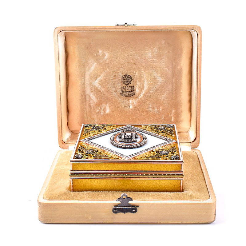 Very Fine Russian Faberge 56 Yellow Gold (14 Karat), Rose Cut Diamond, Yellow and Opalescent White Guilloche Enamel Box. 