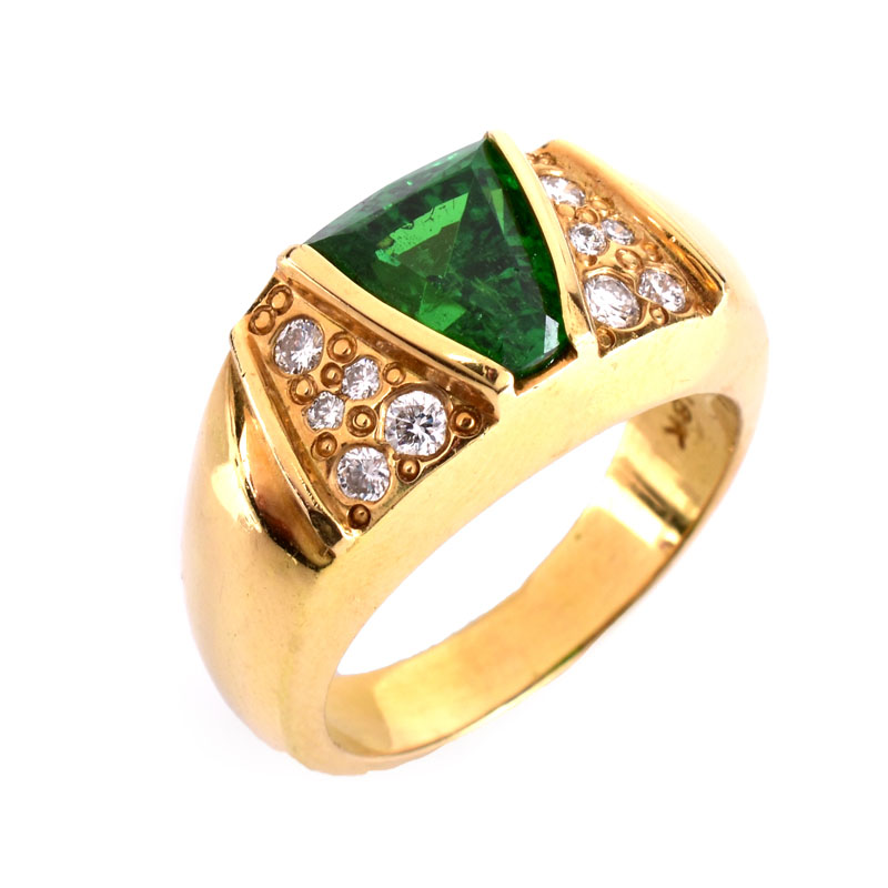 Vintage Approx. 2.48 Carat Trapezoidal Cut Tsavorite Garnet, Diamond and 18 Karat Yellow Gold Ring. 