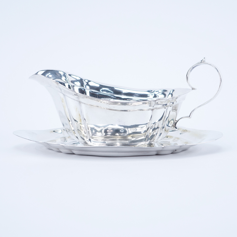 Reed and Barton Dublin Sterling Silver Gravy Boat with undertray.