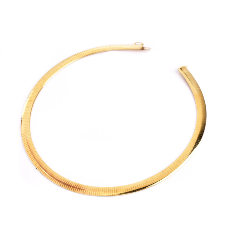 Vintage Italian 14 Karat Yellow Gold Choker Necklace. Stamped Italy 14K to clasp.