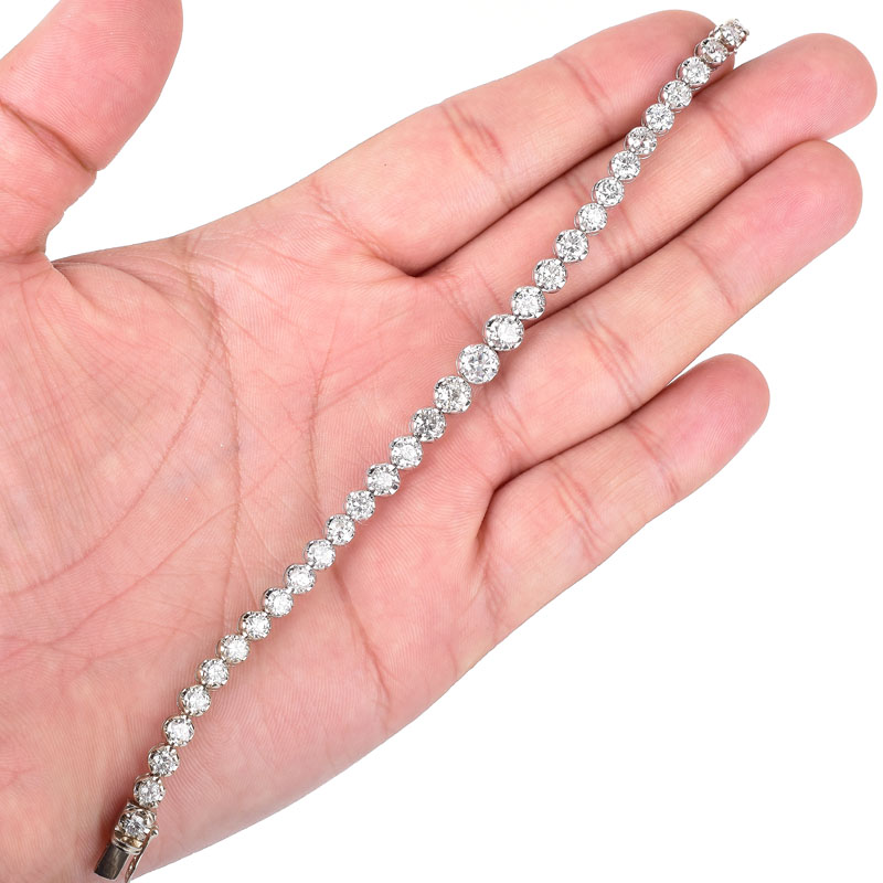 Approx. 9.0 Carat Graduated Round Brilliant Cut Diamond and 18 Karat White Gold Line Bracelet.