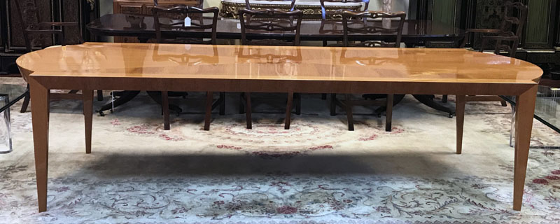 Mid Century Modern Dakota Jackson Australian Lacewood Hearaldic Dinning Table. Arched aprons and tapered trapezoidal legs.