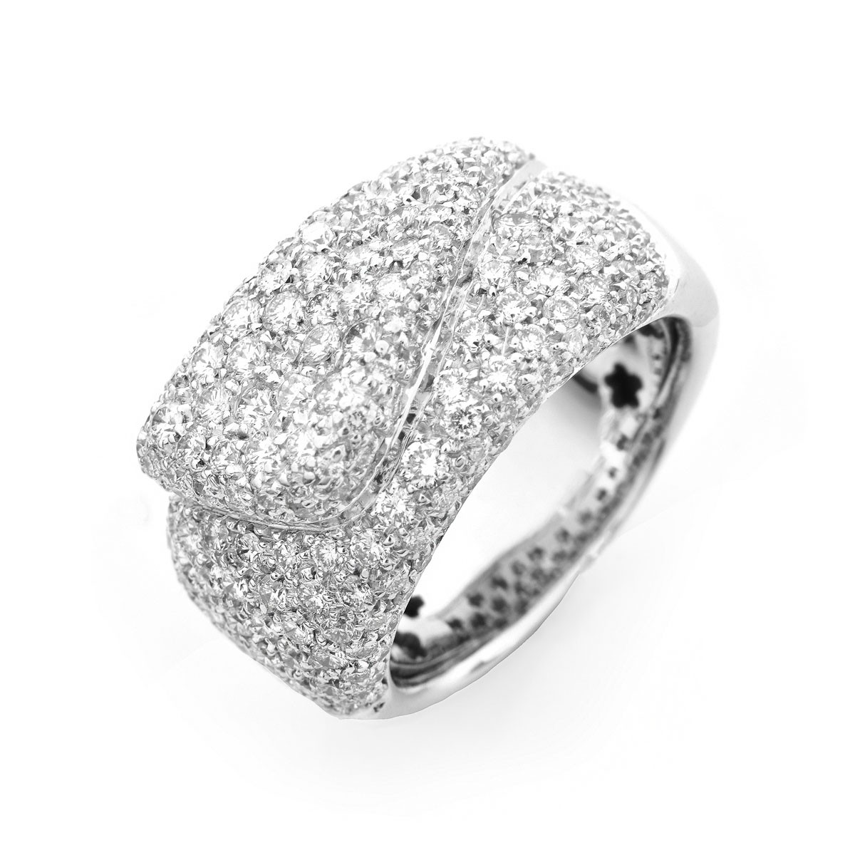 Contemporary Approx. 3.50 Carat Pave Set Round Brilliant Cut Diamond and 18 Karat White Gold Dinner Ring.