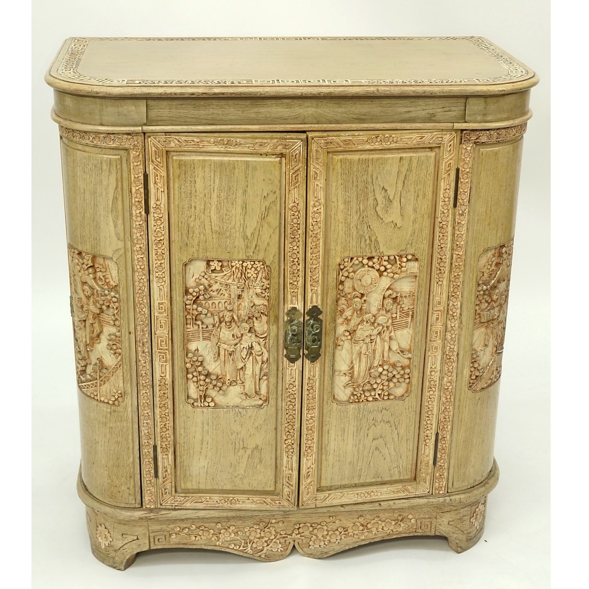 Vintage Chinese Motif Carved Wood Liquor Cabinet. Top lifts to reveal busy carved scene and fold out panels for serving.