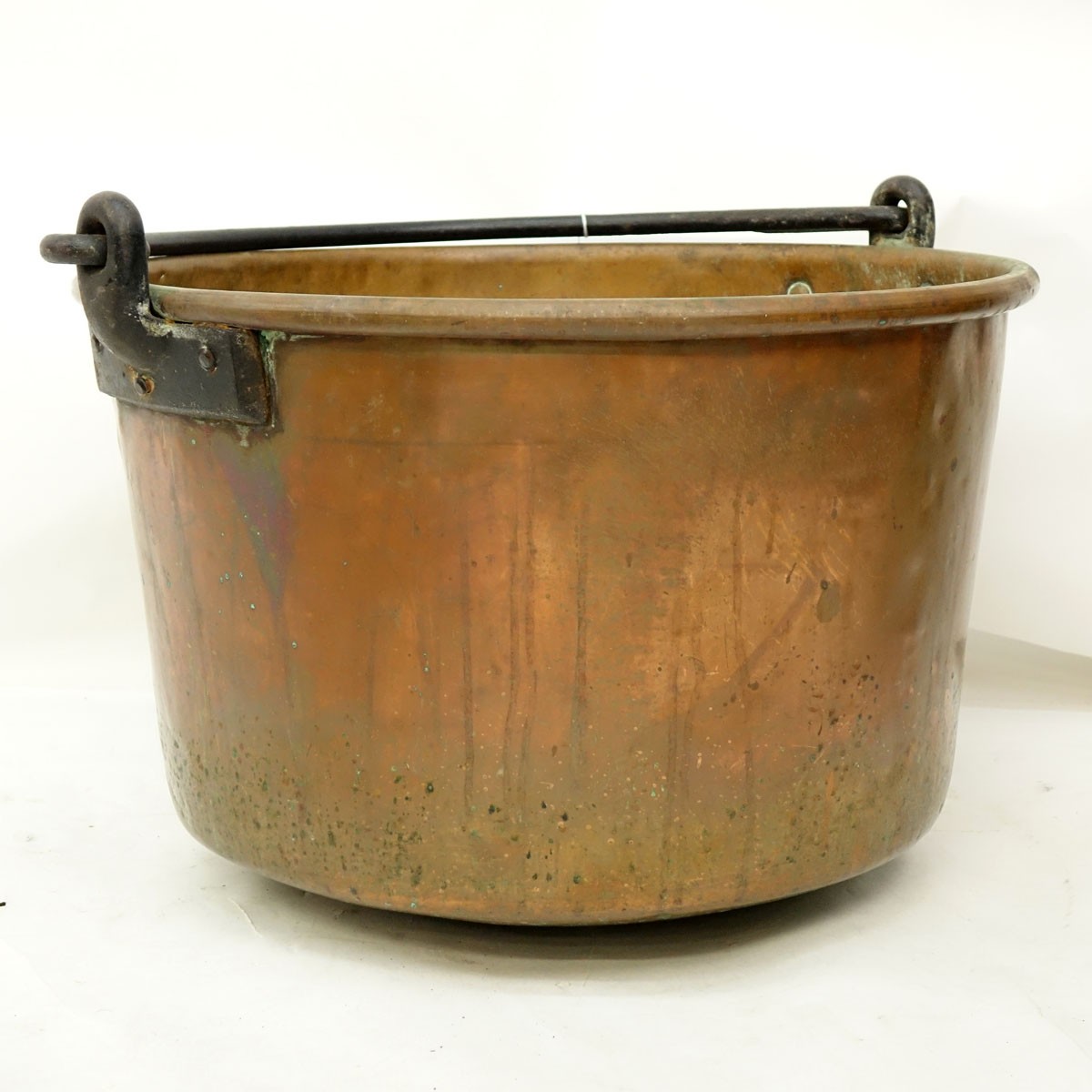 Large Antique Copper Pot. Rubbing to surface, dents, spotting and green patina.