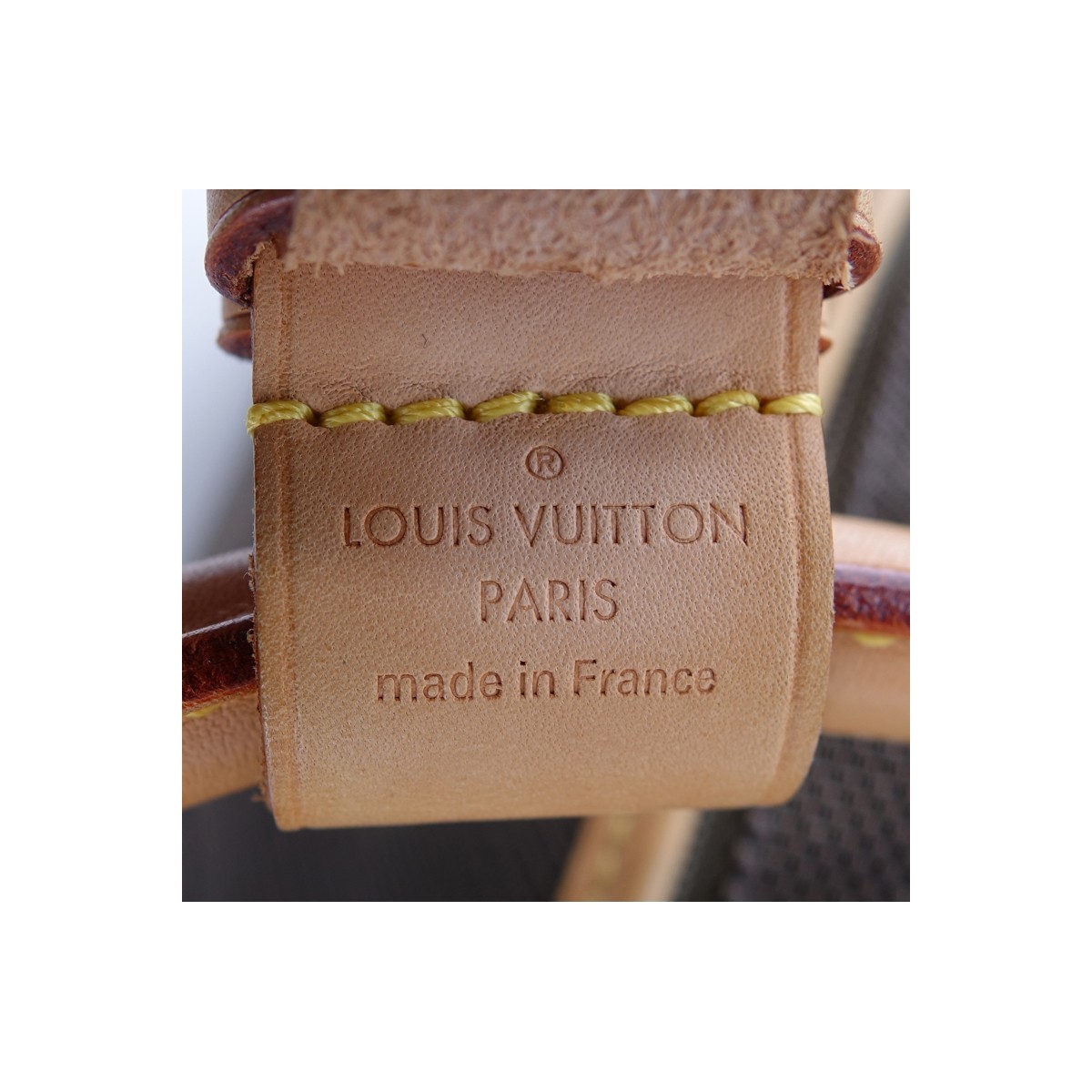 Louis Vuitton Brown Damier Geant Canvas Sac Louis 50 Travel Bag. Silver tone hardware, beige nylon interior with 2 roomy pockets, canvas shoulder strap, handle strap, luggage tag.