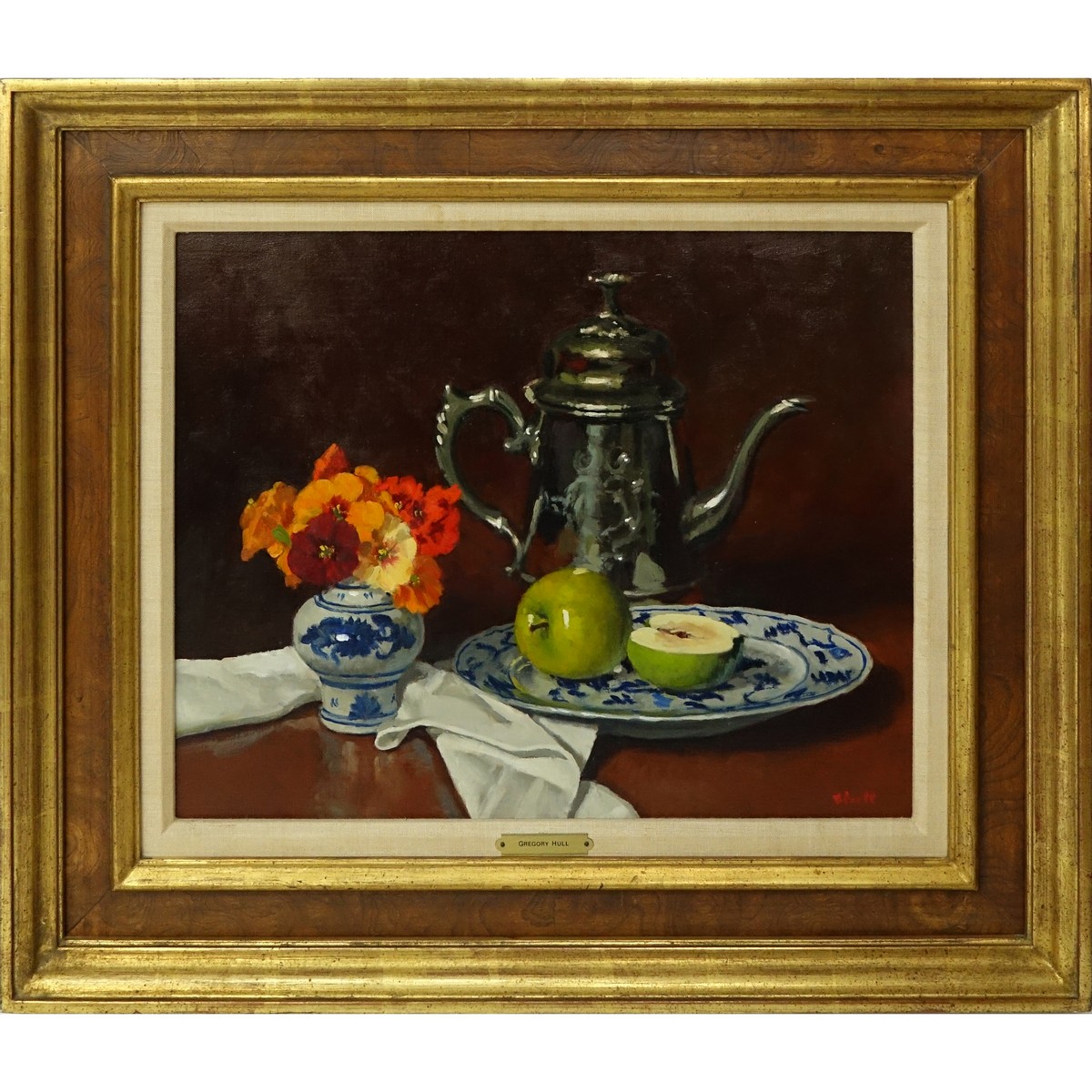 Gregory Stewart Hull, American (born 1950) Oil on Canvas "Still Life" Signed lower right, Wally Findlay Gallery Tag en verso. Good condition.