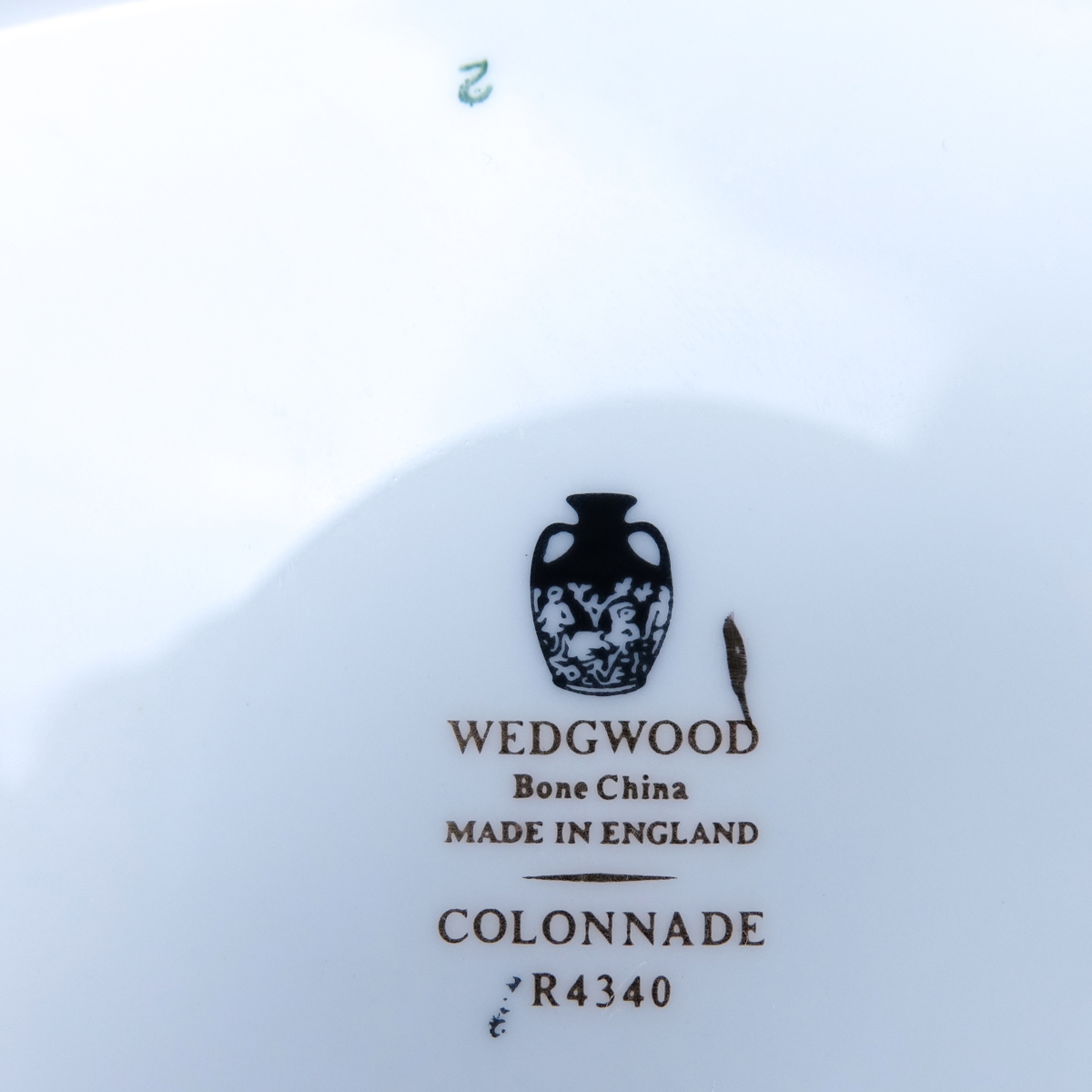 One Hundred Nine (109) Piece Wedgwood Colonnade Dinnerware. Includes in black: 12 plates 10-3/4", 12 salad plates, 12 bread & butter plates, 12 fruit bowls, 12 handled soup cups and 12 saucers, 16 ups and 16 saucers, gravy boat, 2 open serving dishes.