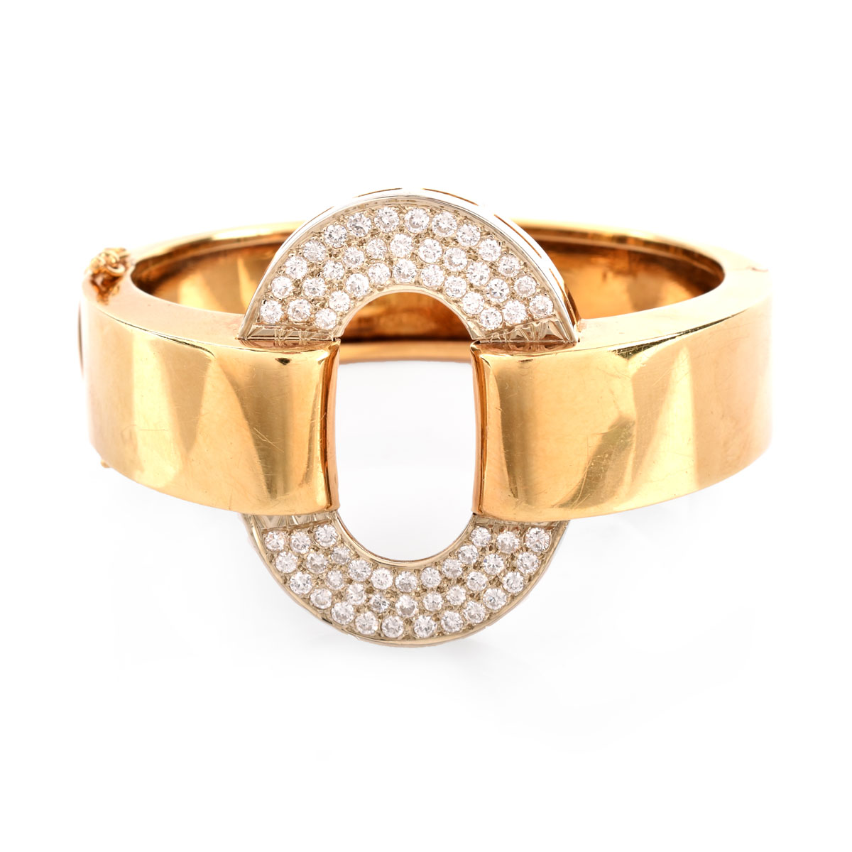 Vintage Italian Seventy (70) Pave Set Round Brilliant Cut Diamond and 18 Karat Yellow Gold Hinged Bangle Bracelet. Stamped 750, Italian hallmark 212AL.