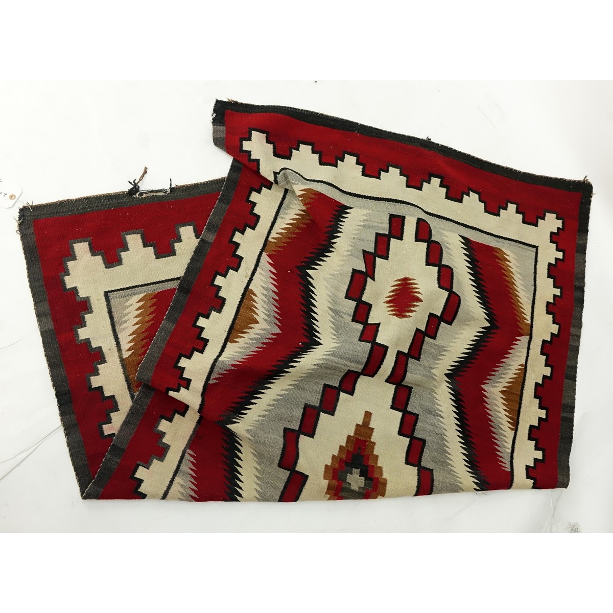 Mid 20th Century Navajo Wool Eye-Dazzler Blanket. Unsigned.