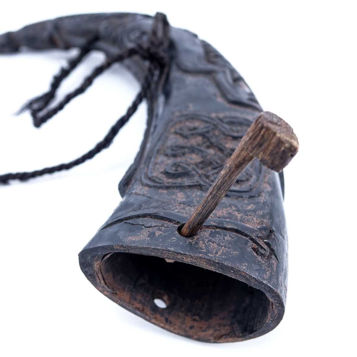 Antique Batak, Indonisean Wood Carved Medicine Horn, Sumatra Islands. Carved with representations of reptiles to horn, figures in a row at the top, and figural bust to front.