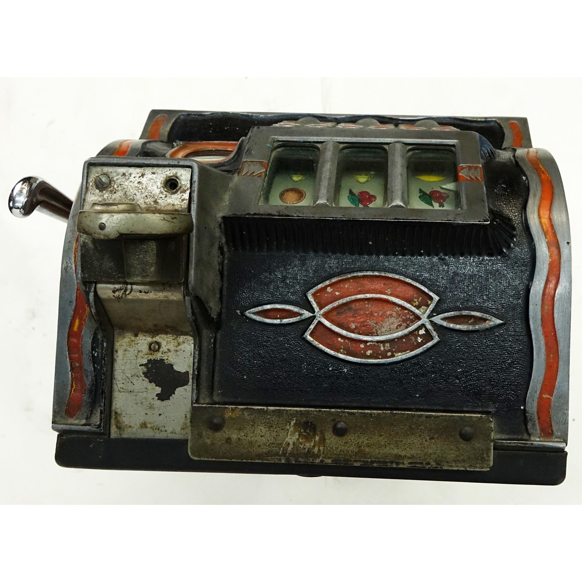 Antique 10 Cent 3-Bar Slot Machine with Key, Huber Coin Machine Sales Co. Chicago, Illinois.