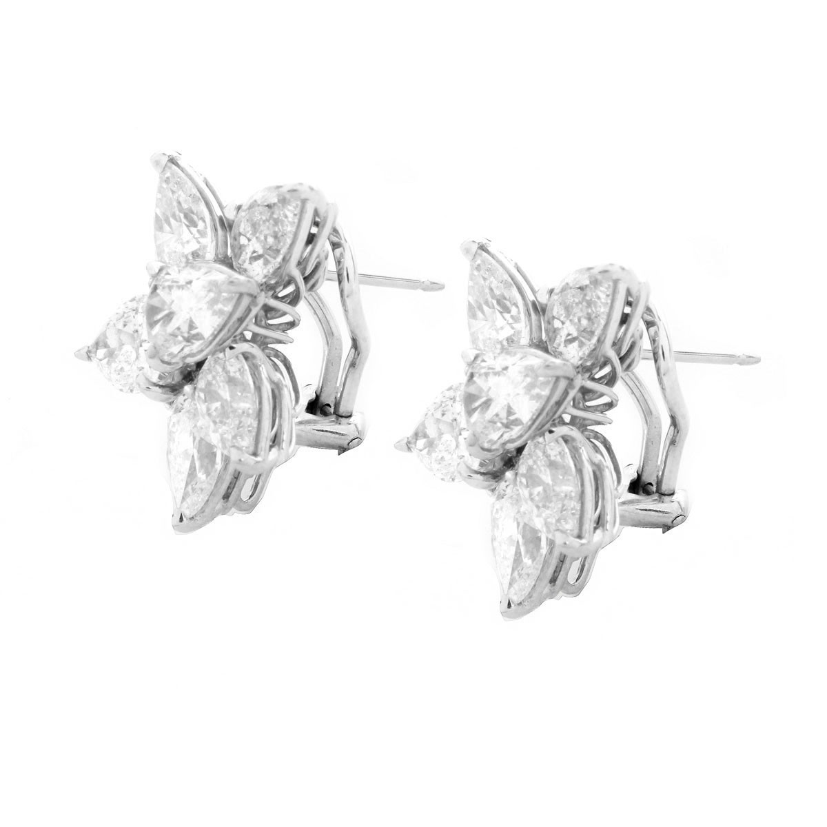 Harry Winston style 14.0 Carat Diamond Earrings