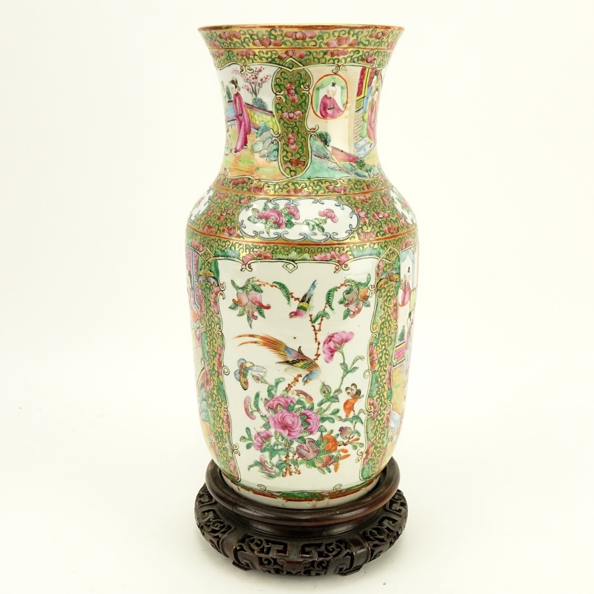 A Large Chinese Rose Medallion Porcelain Vase