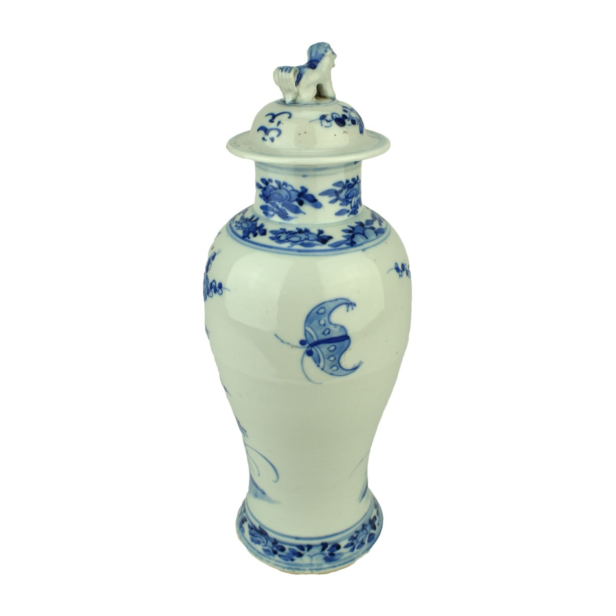 Chinese Kangxi style Covered Vase