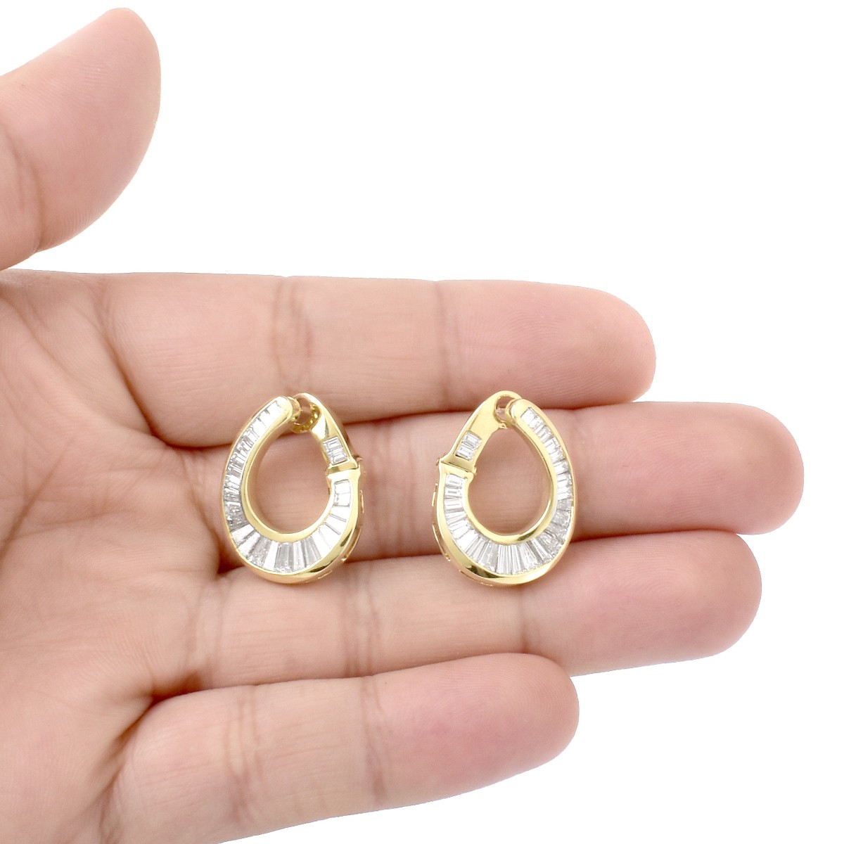 Diamond and 18K Gold Earrings