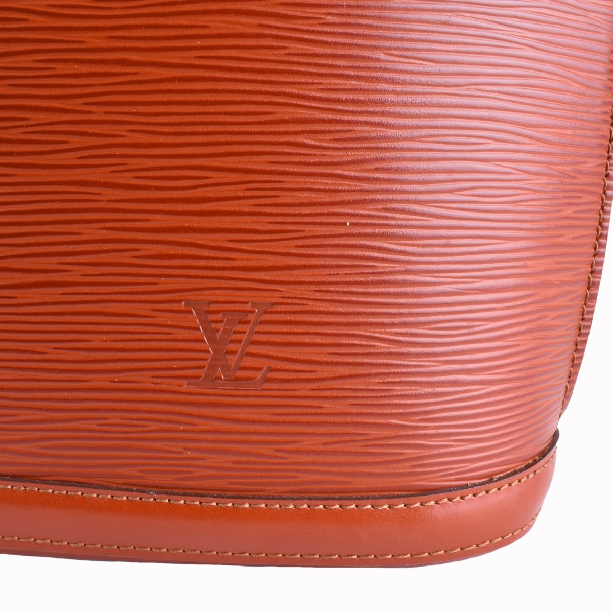 Louis Vuitton Tan Epi Leather Lussac Bag