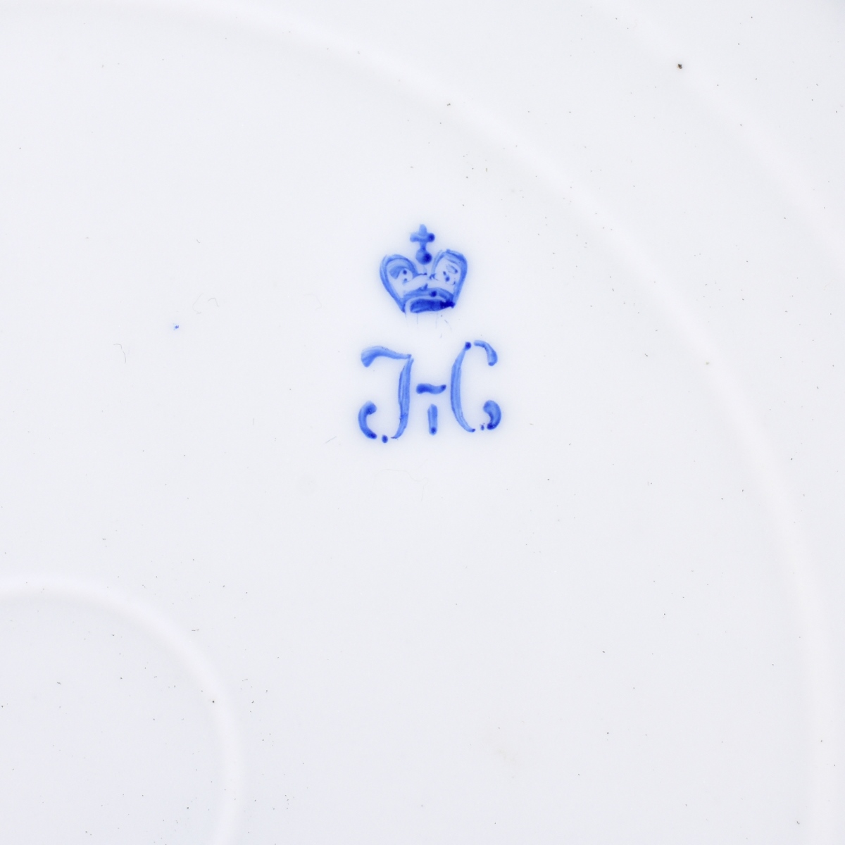 A Russian Imperial Porcelain Factory Plate