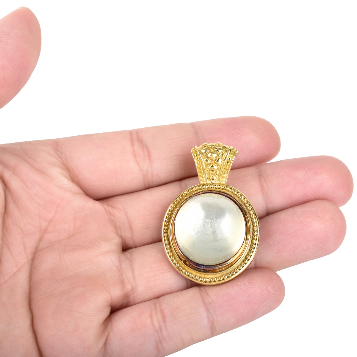 Cabochon Moonstone and 18K Gold Pendant