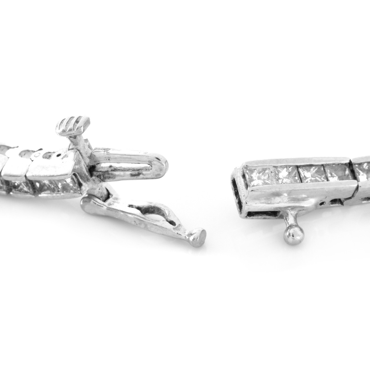 Diamond and 14K Gold Line Bracelet