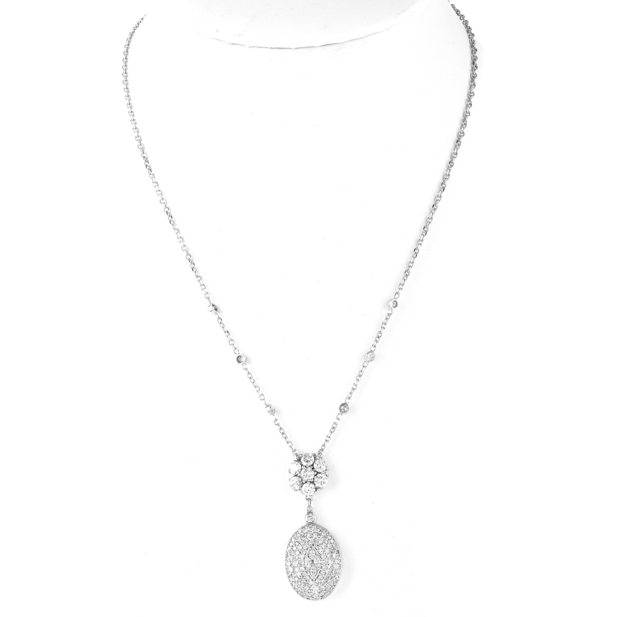 Diamond and 14K Gold Pendant Necklace
