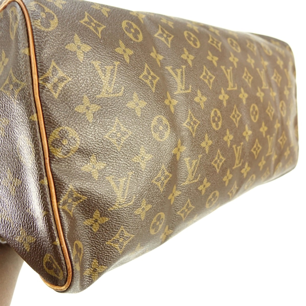 Louis Vuitton Brown Canvas Monogram Speedy 40 Bag.