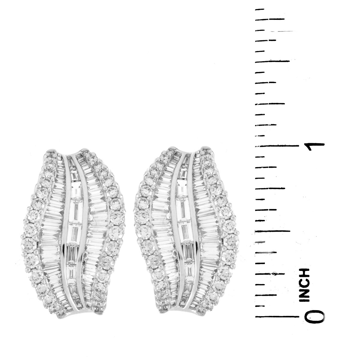 Diamond and 18K Gold Earrings