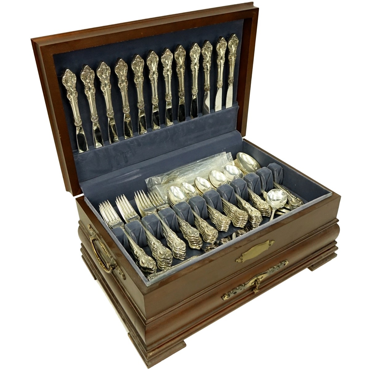 80 PC Towle El Grandee Sterling Flatware