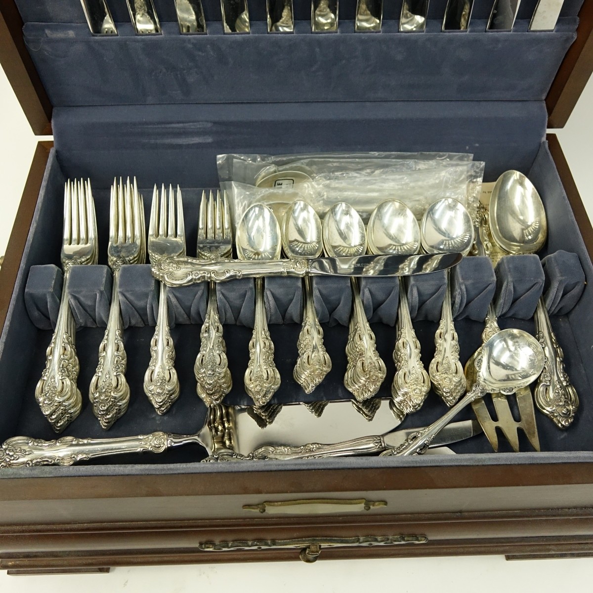 80 PC Towle El Grandee Sterling Flatware