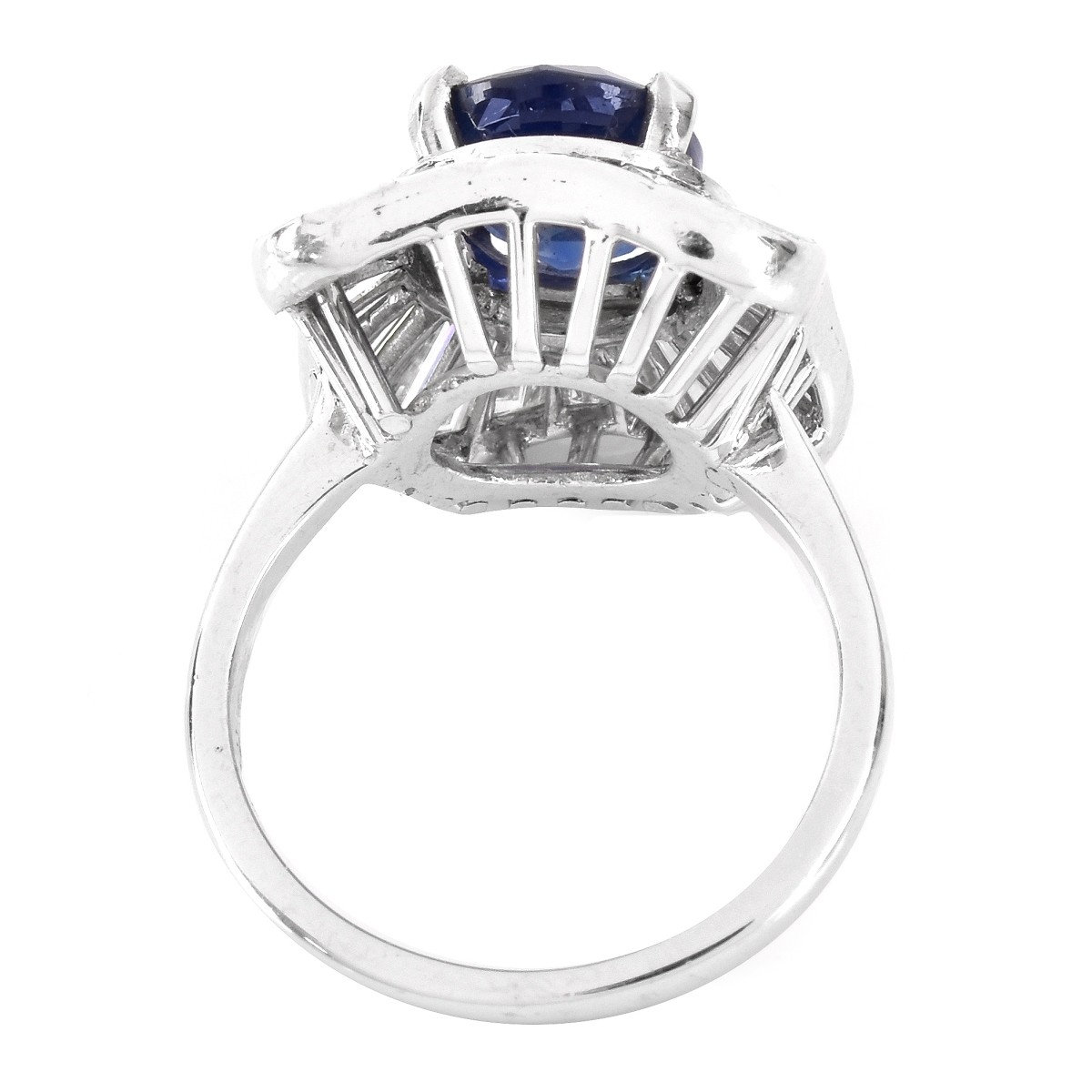 2.75ct Sapphire, Diamond and Platinum Ring