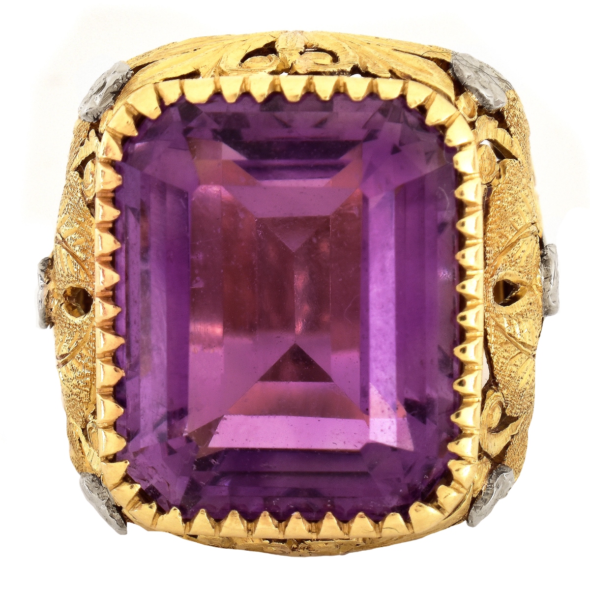 Vintage 14 Karat Yellow Gold Amethyst Ring