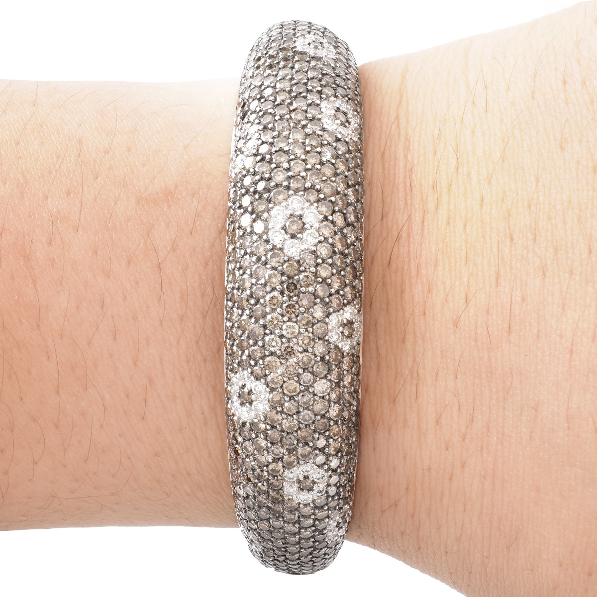 11.1ct TW Diamond and 18K Gold Bangle