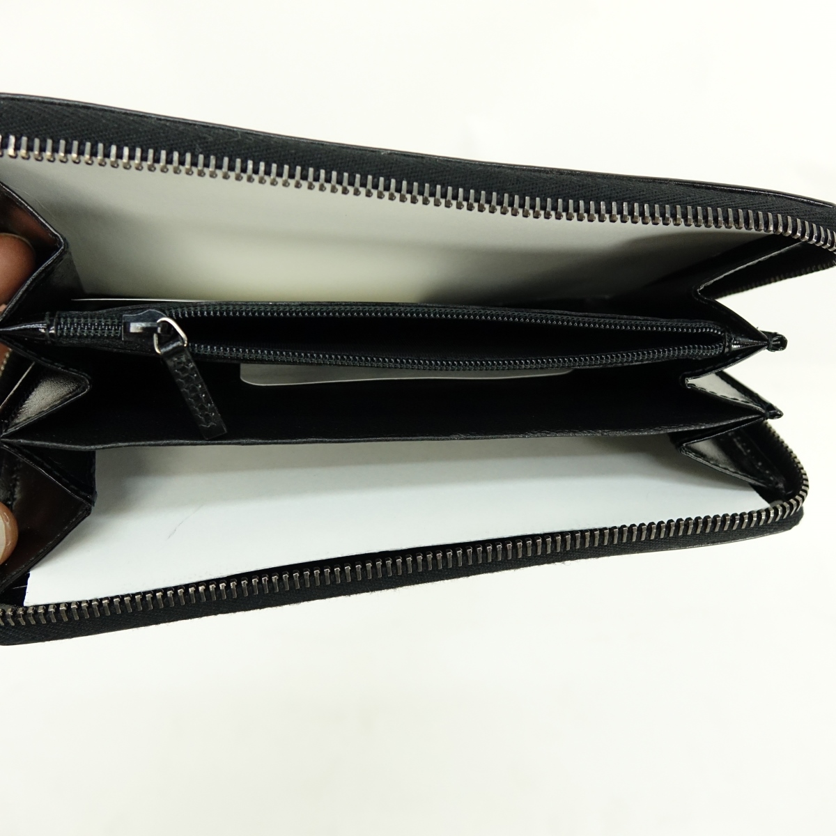 Gucci Zip Wallet