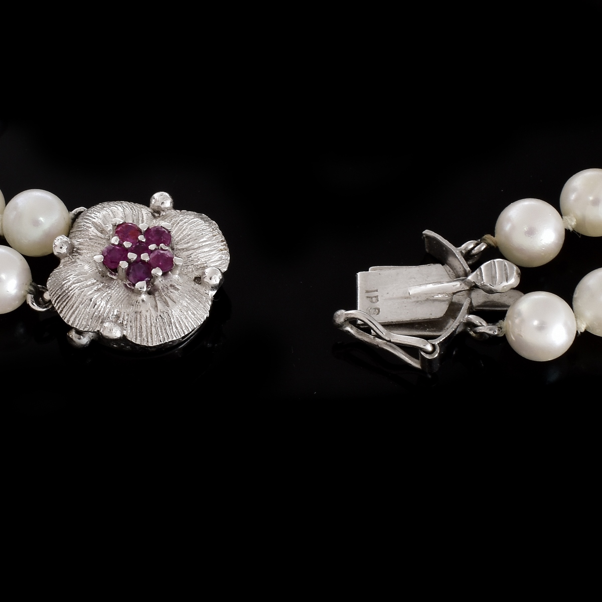 Vintage Double Strand Pearl Bracelet