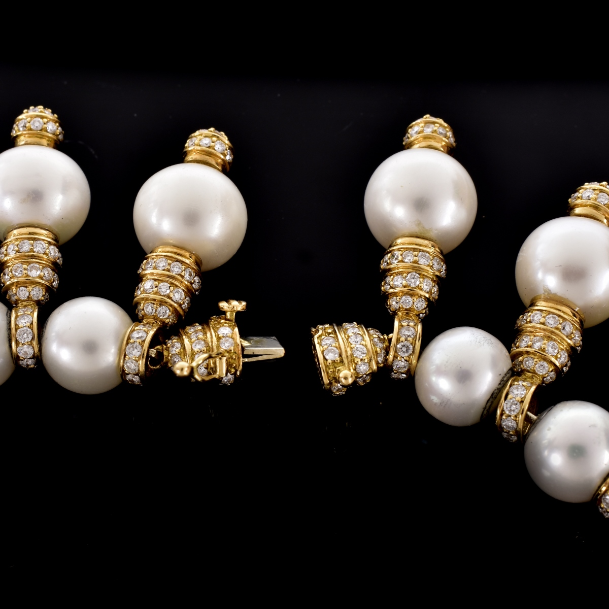 25.0ct TW Diamond, Pearl and 18K Gold Necklace