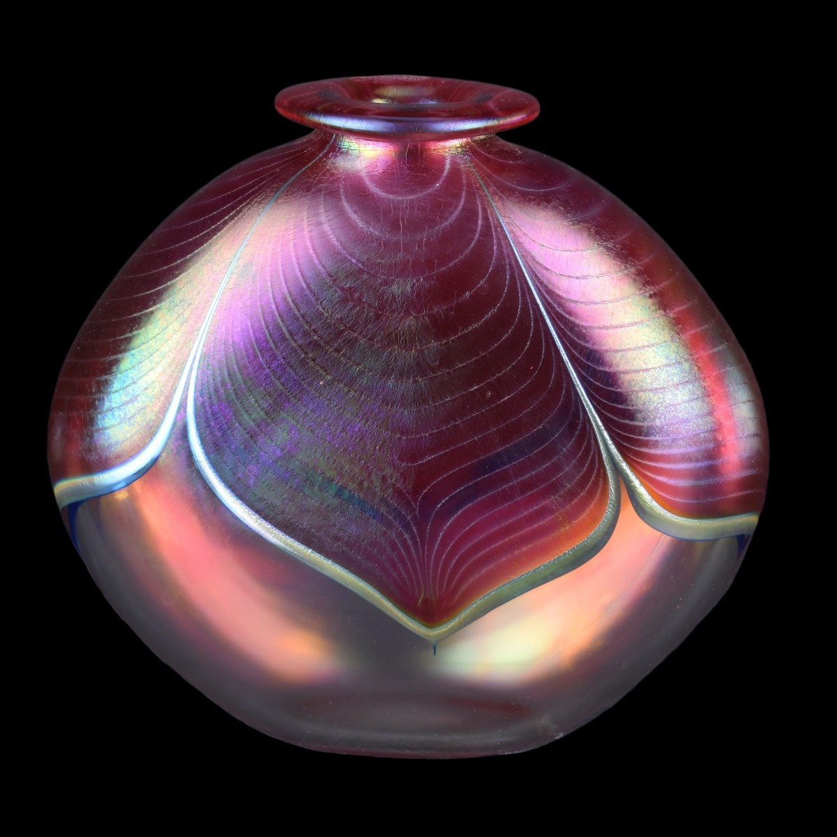 Stuart Abelman Art Glass Pulled Feather Vase