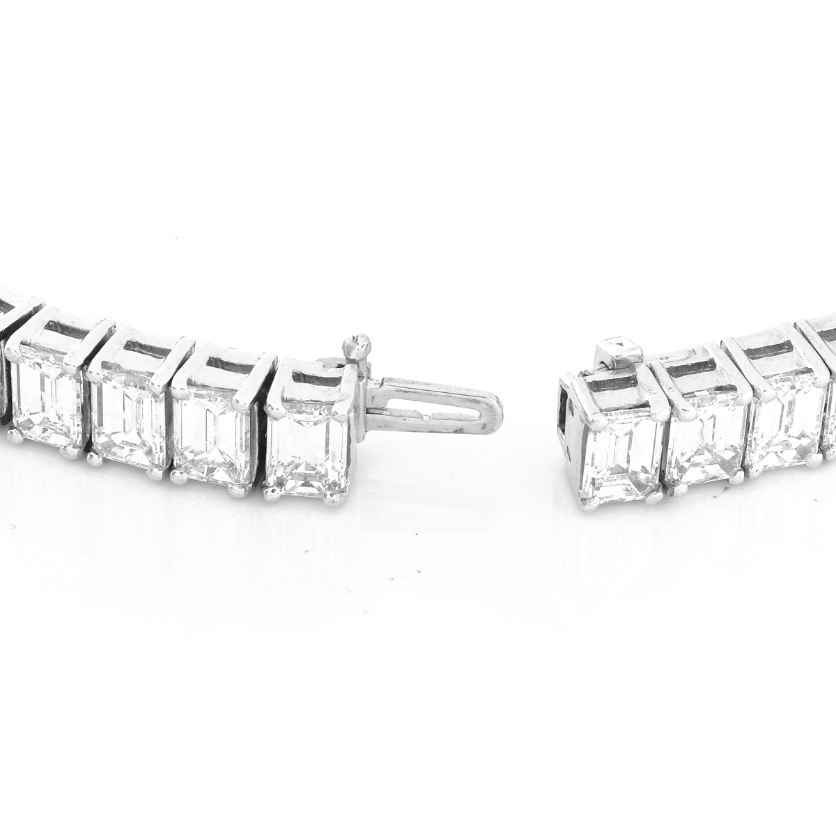 20.5ct TW Diamond and Platinum Bracelet