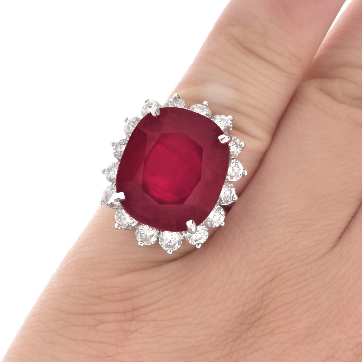 Ladies Ruby, Diamond 18K Gold Ring