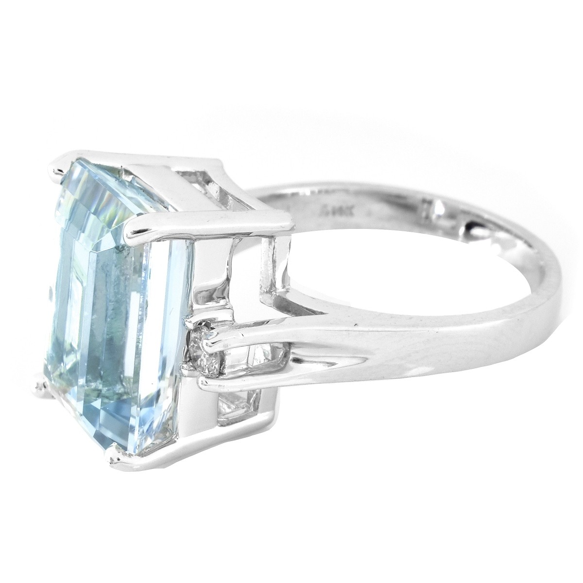 Aquamarine, Diamond and 14K Gold Ring