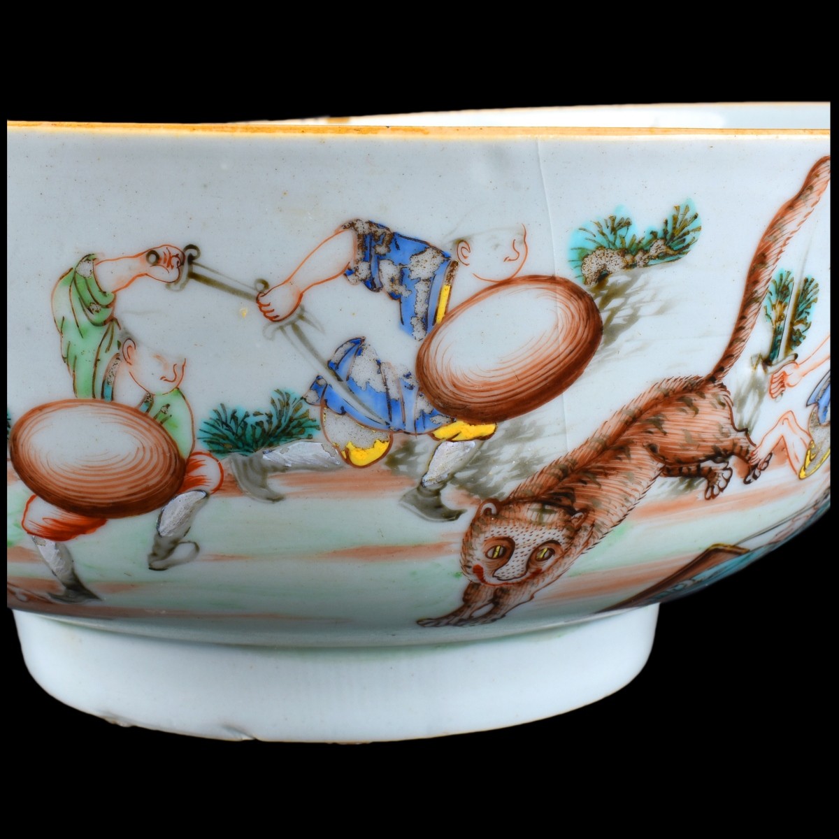 18th C Chinese Porcelain Bowl