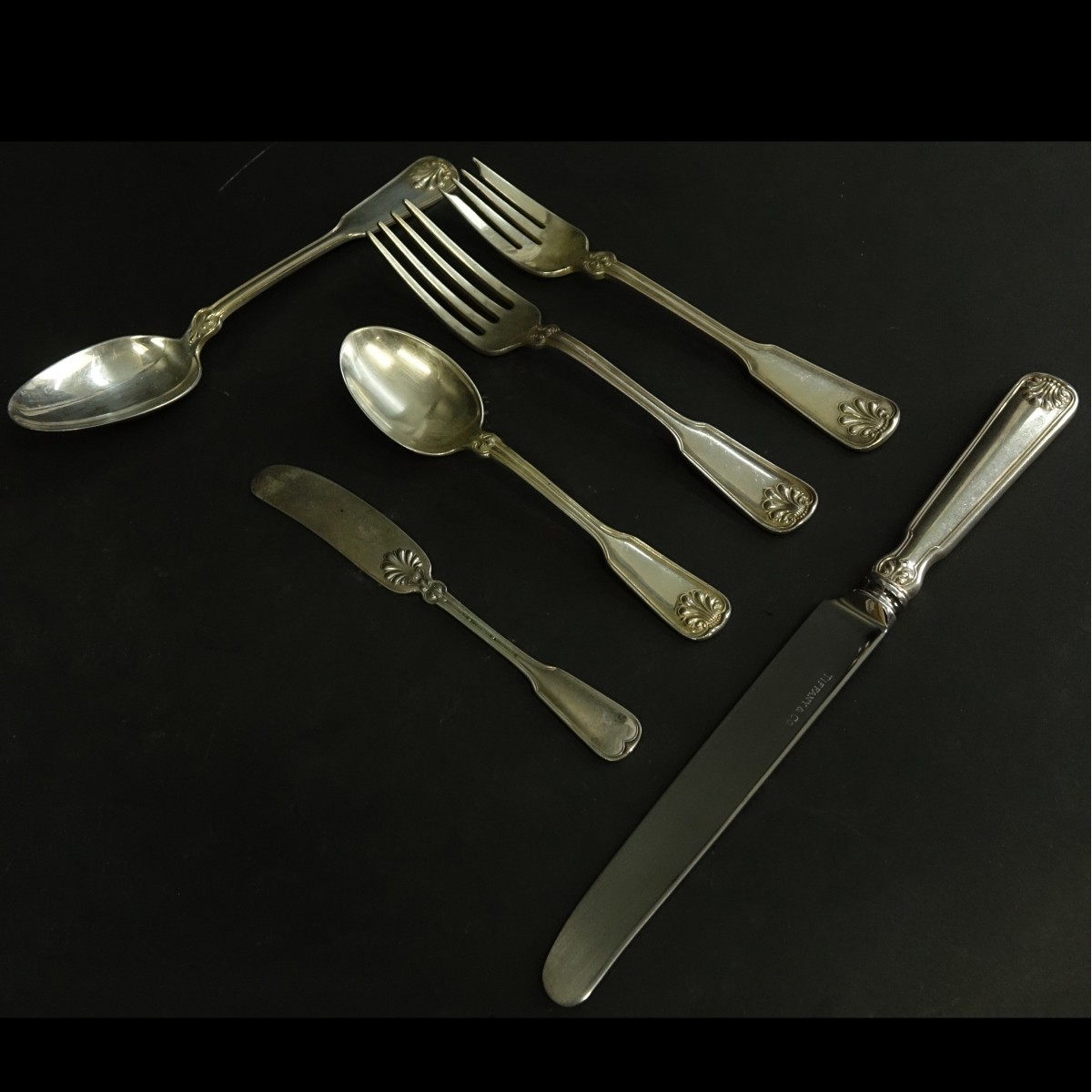 72 Pieces Tiffany Shell & Thread Flatware