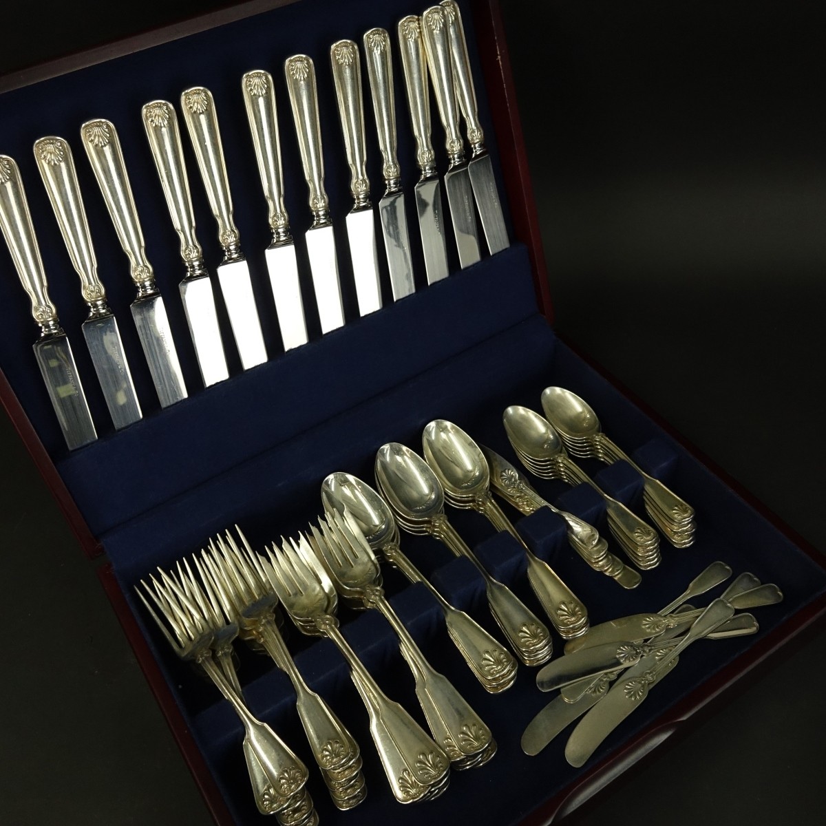 72 Pieces Tiffany Shell & Thread Flatware