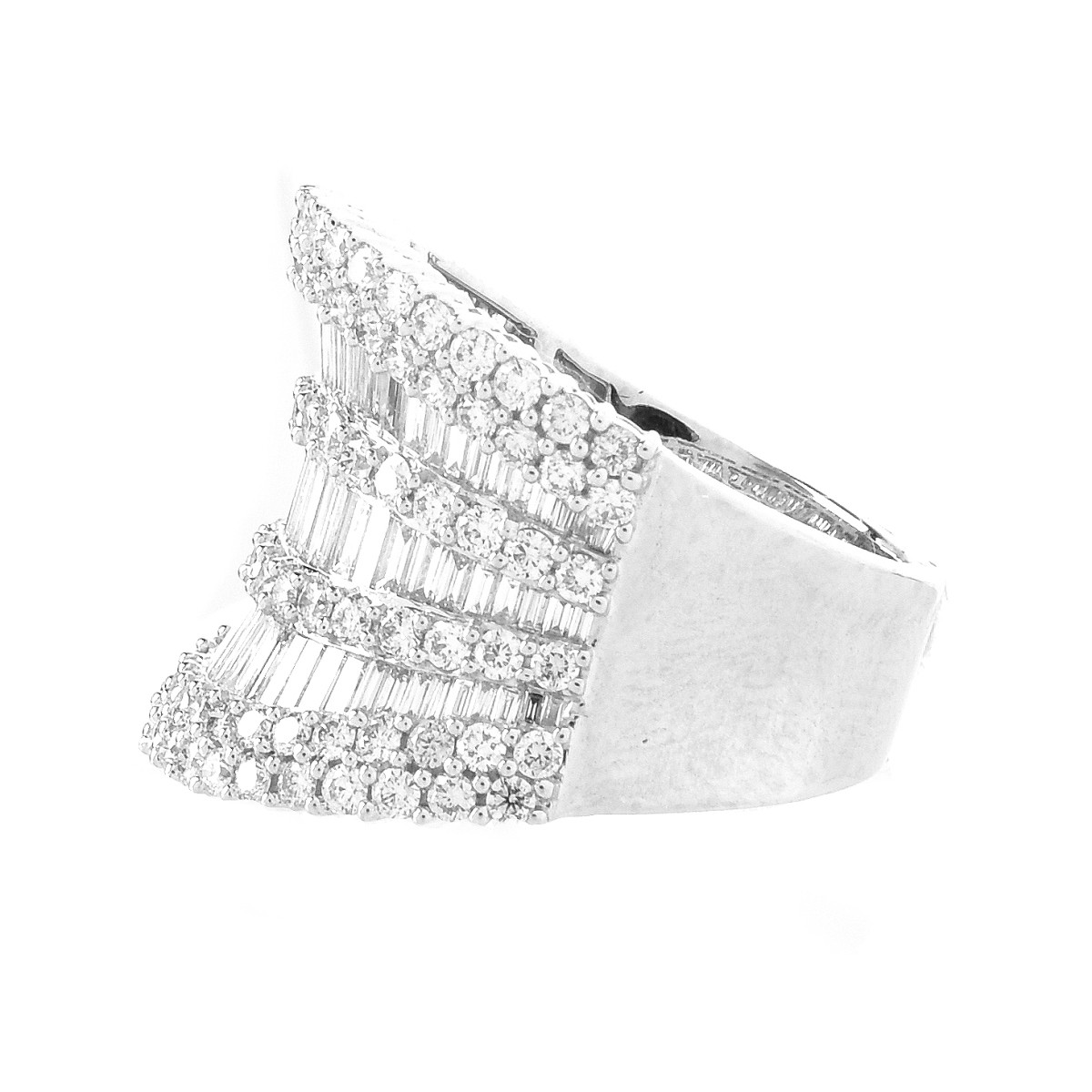 5.0ct TW Diamond and 18K Gold Ring