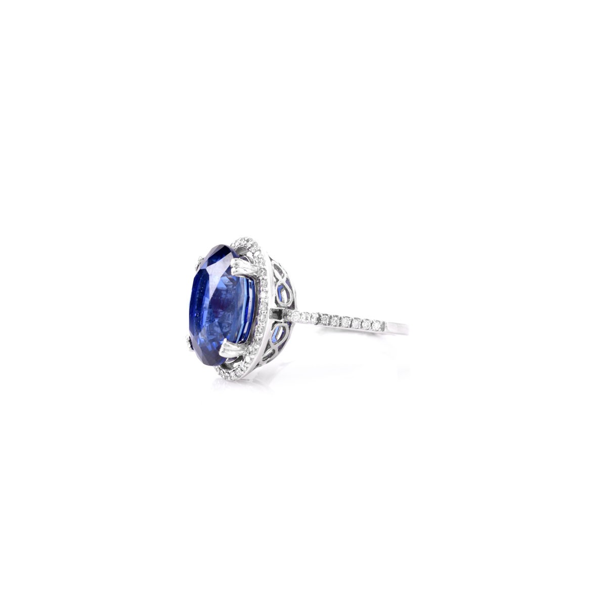 Oval Cut Sapphire, Diamond &14 Kt White Gold Ring