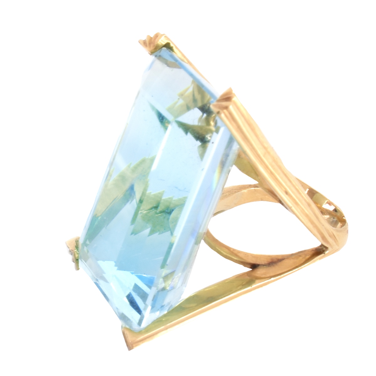 Vintage Aquamarine and 14K Gold Ring