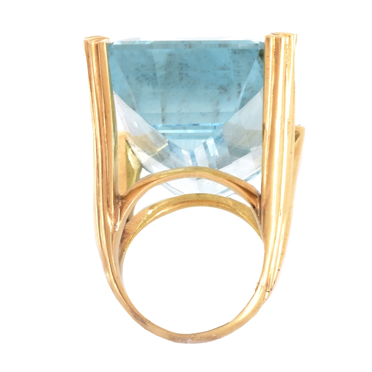 Vintage Aquamarine and 14K Gold Ring