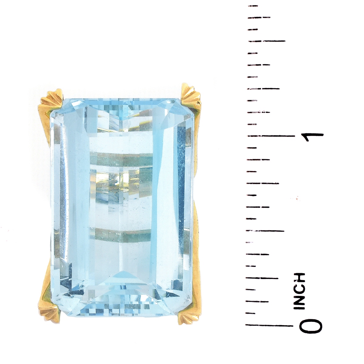 Vintage Aquamarine and 14K Gold Ring